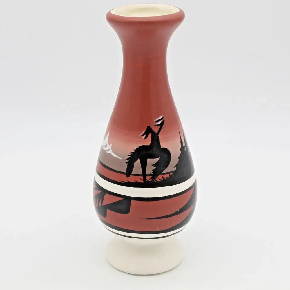 End of the Trail Bud Vase Navajo Pottery Artist Signed Elsii Vintage